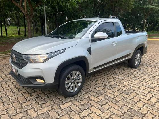 FIAT STRADA 1.3 FIREFLY FLEX FREEDOM CS MANUAL FIAT STRADA 1.3 FIREFLY FLEX FREEDOM CS MANUAL